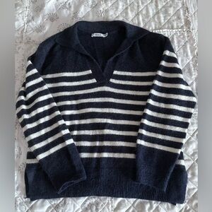 Ricki's V-Neck Sweater in Navy and White